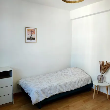Apartment Spacieux De 92m2 *