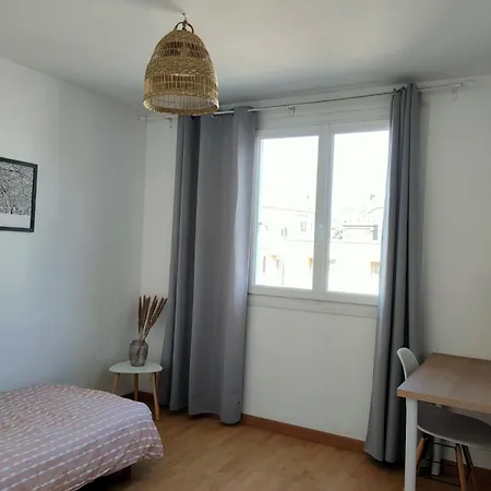 Apartment Spacieux De 92m2 *